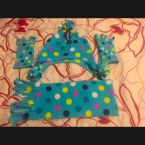 NWT Old Navy Fleece Hat Scarf Gloves S L/XL